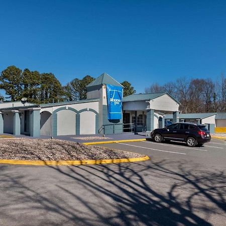 Rodeway Inn Charlotte Airport Area Екстериор снимка