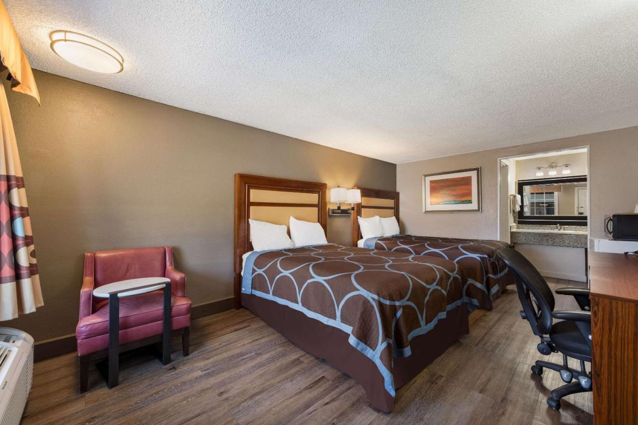 Rodeway Inn Charlotte Airport Area Екстериор снимка