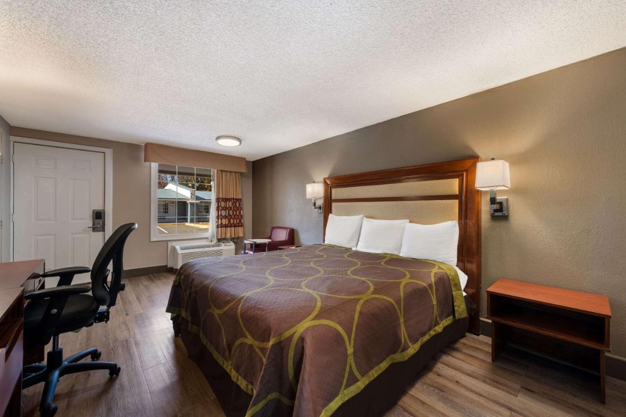 Rodeway Inn Charlotte Airport Area Екстериор снимка