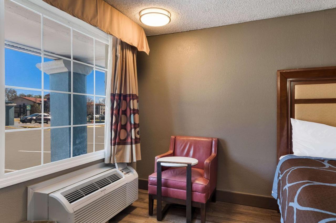 Rodeway Inn Charlotte Airport Area Екстериор снимка