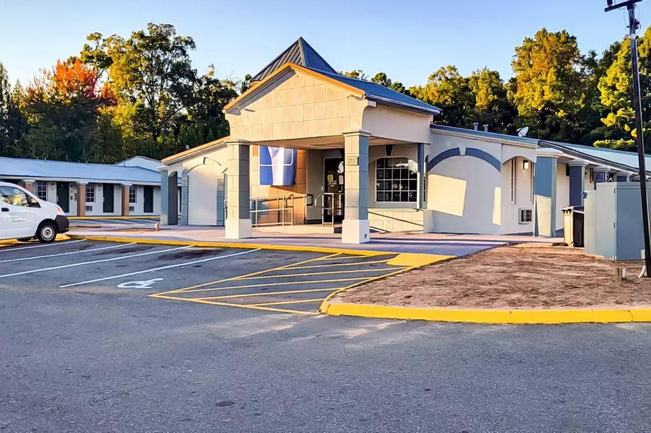 Rodeway Inn Charlotte Airport Area Екстериор снимка