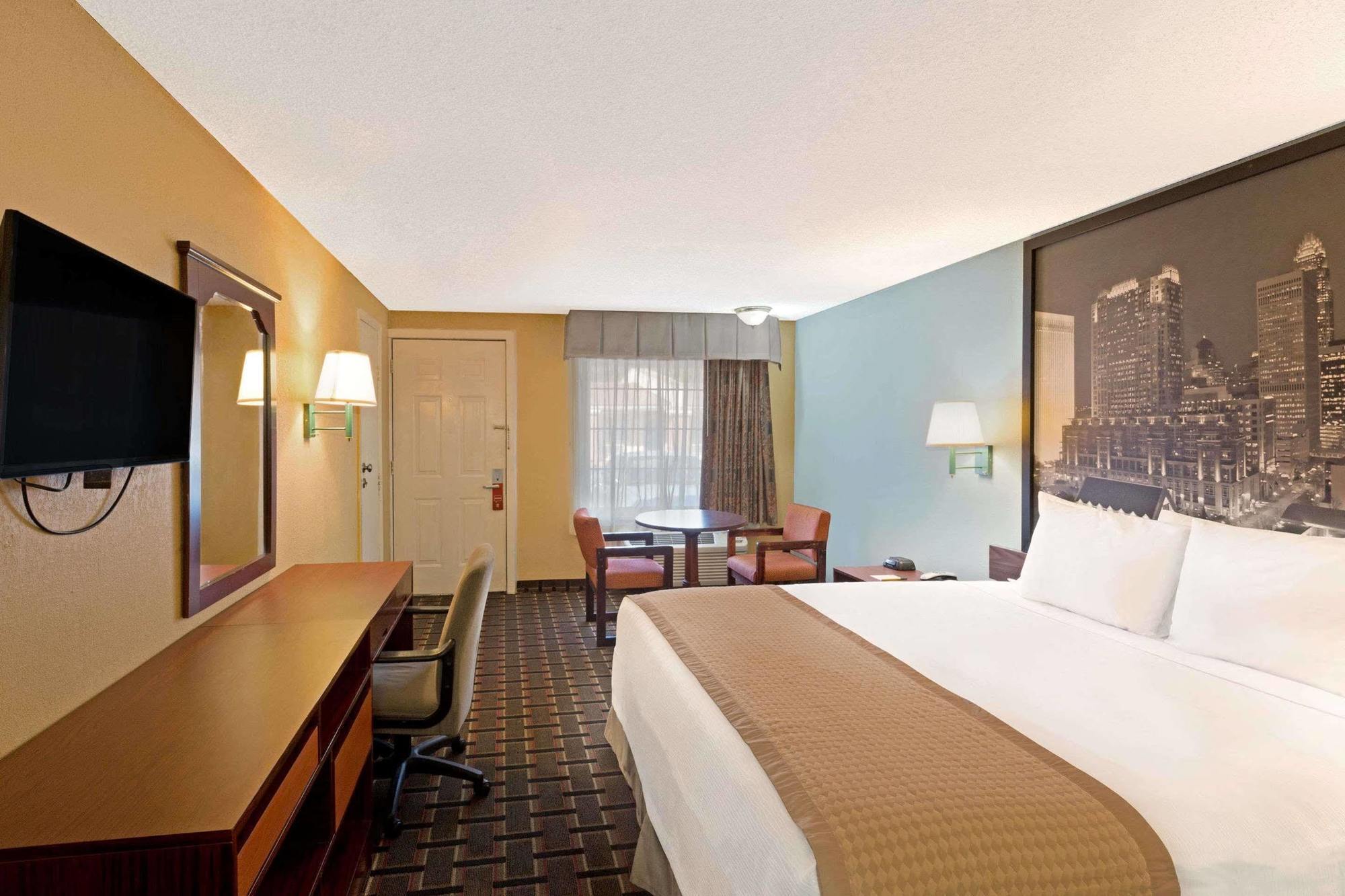 Rodeway Inn Charlotte Airport Area Екстериор снимка